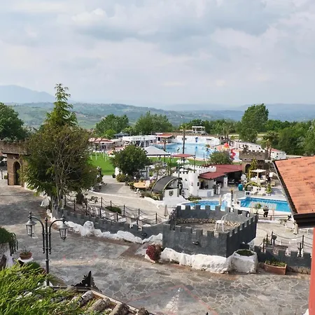 Bed & Breakfast Relais Il Feudo *