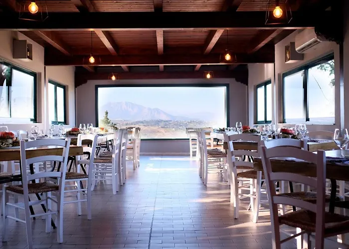 Alojamento de Acomodação e Pequeno-almoço Relais Il Feudo